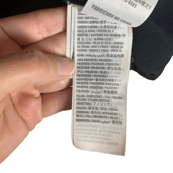 15. Hollister Black Winter Puffer Jacket Size Large Hooded - Picture 8 of 16